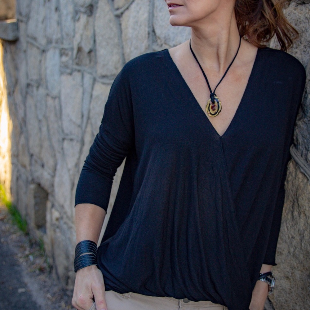 Figure Flattering Draped Crossfront Hi/Lo Top - Picture 5 of 8